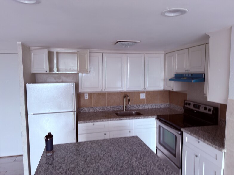 Building Photo - 7510 Hornwood Dr