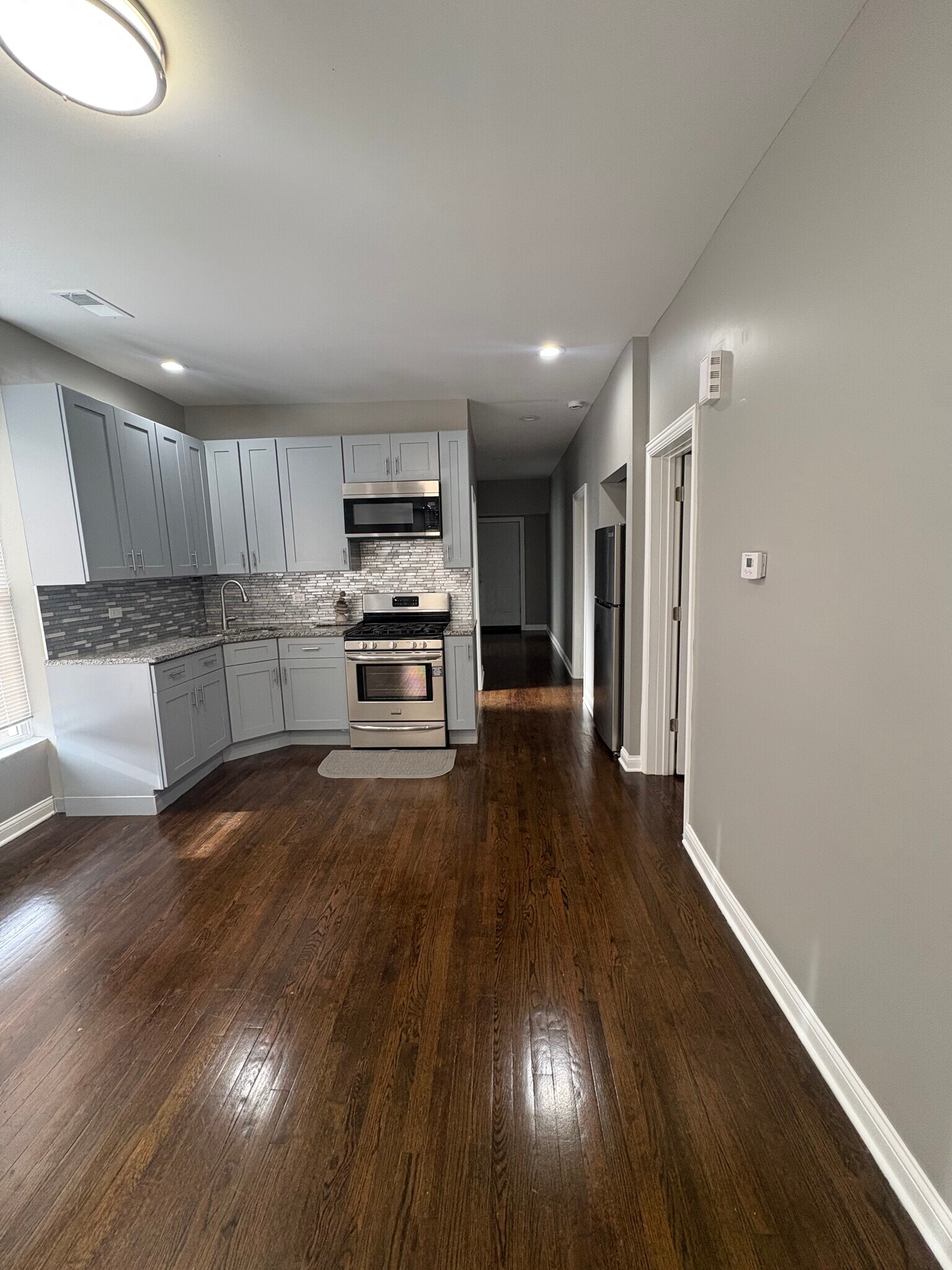 Building Photo - 7414 S Maryland Ave