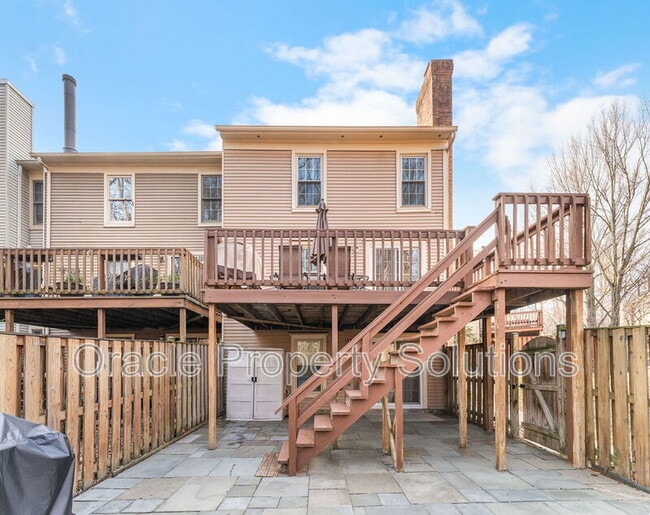 Building Photo - 5461 Grove Ridge Way