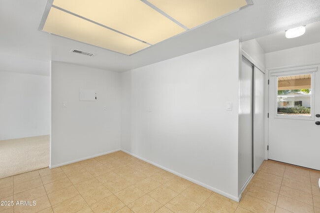 Building Photo - 3809 N 85th Pl