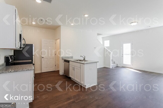 Building Photo - 114 Dudley Wy