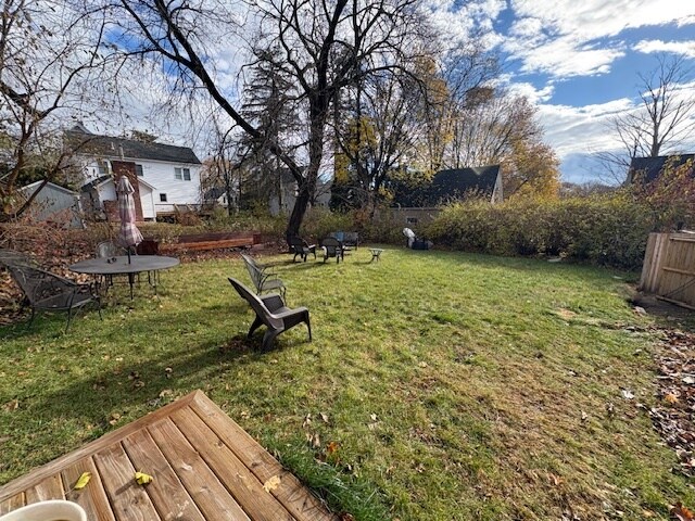 Building Photo - 144 Rumford St