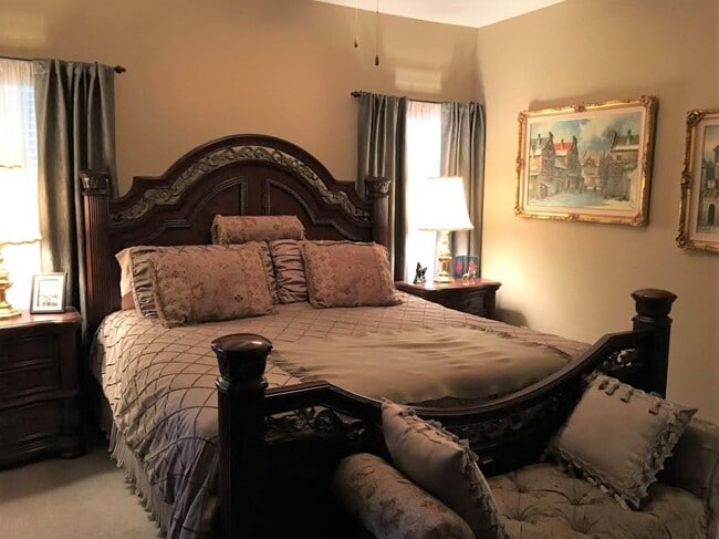 Building Photo - 41439 Ebony St