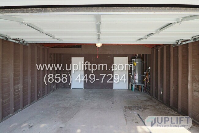 Building Photo - 444 Foussat Rd