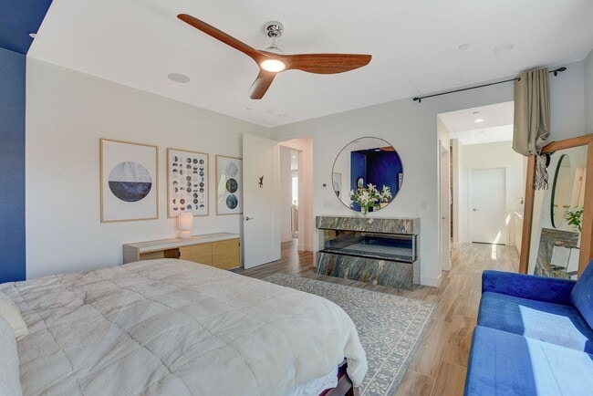 Building Photo - Amazing 2 story home in beautiful Tri Poin...