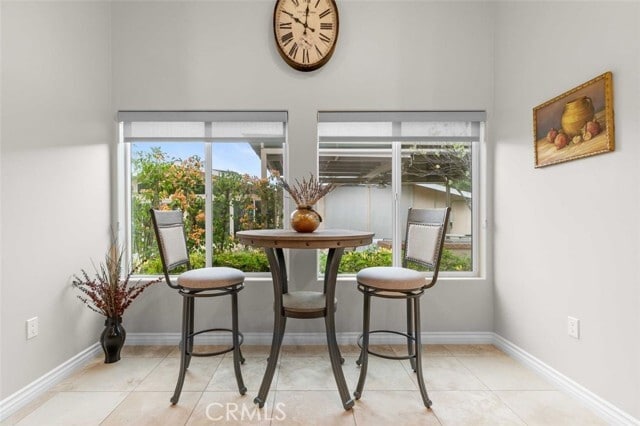 Building Photo - 16577 Knollwood Dr