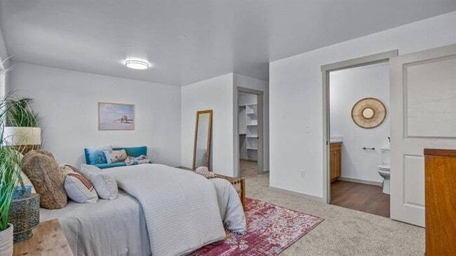 Building Photo - Brand-New 4-Bedroom Townhome in Orchard Mesa!