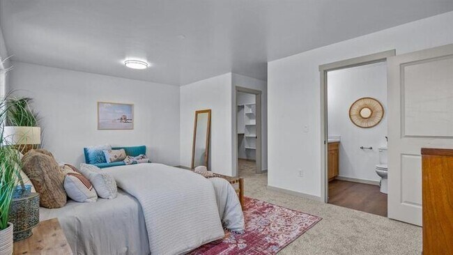 Building Photo - Brand-New Construction Townhome in Orchard Mesa!