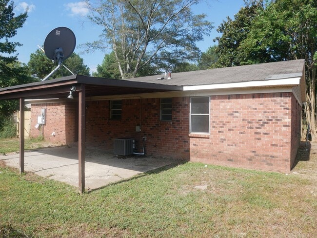 Building Photo - 37 Torbrook Cove