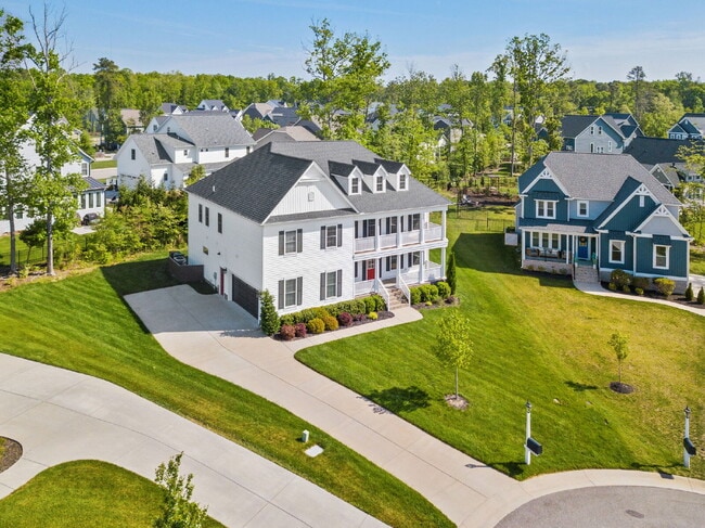 Building Photo - Spacious 5 Bedroom Home in Rountrey (Newmarket Section) – 3,555 Sq Ft – $4,350/mo