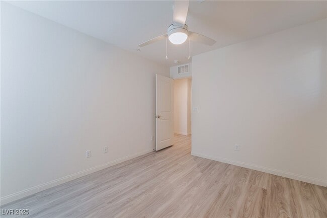 Building Photo - 6858 Truffle Gray St