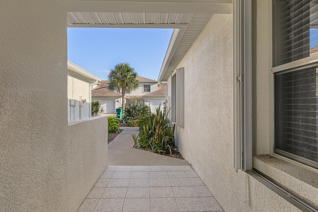 Building Photo - 277 Coastal Hill Dr