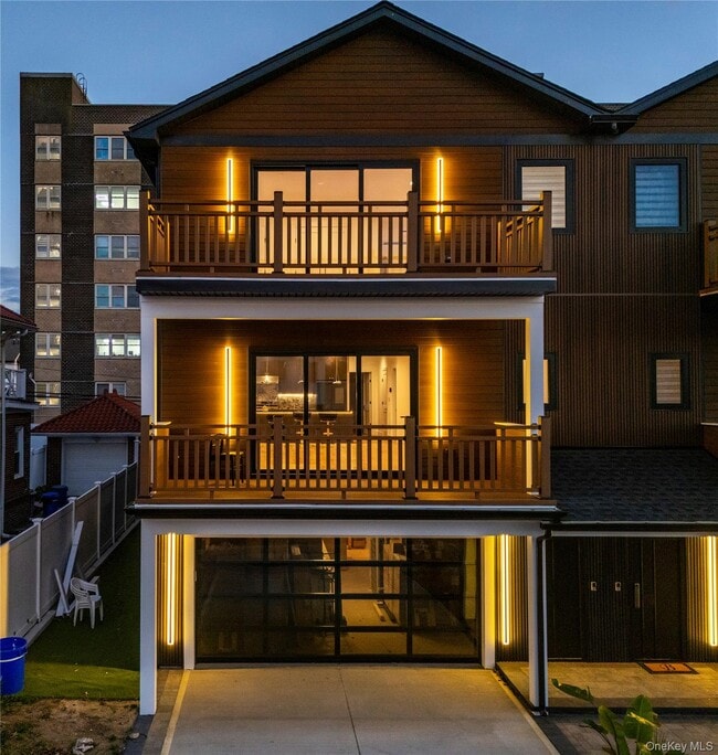 Building Photo - 622 W Penn St