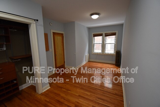 Building Photo - 3116 12th Ave S