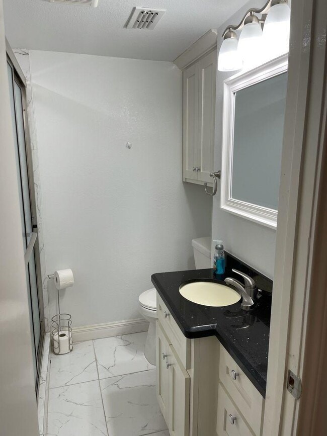 Building Photo - 200 Padre Blvd