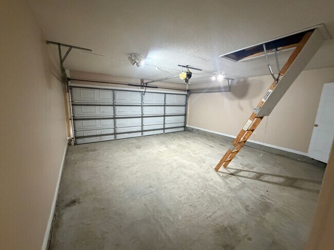 Building Photo - 3BD/2B in Valdosta, GA Close to Moody Air Force Base