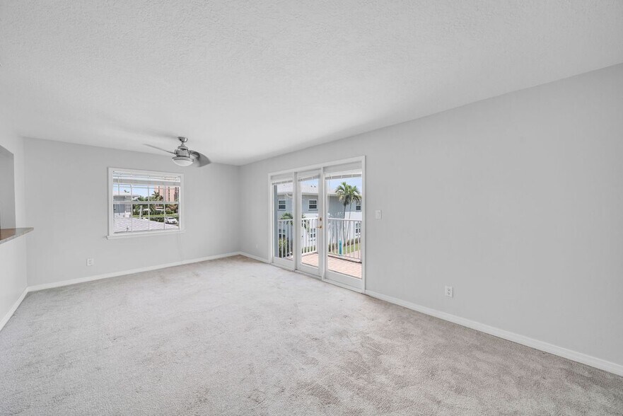 Building Photo - 3338 N Key Dr