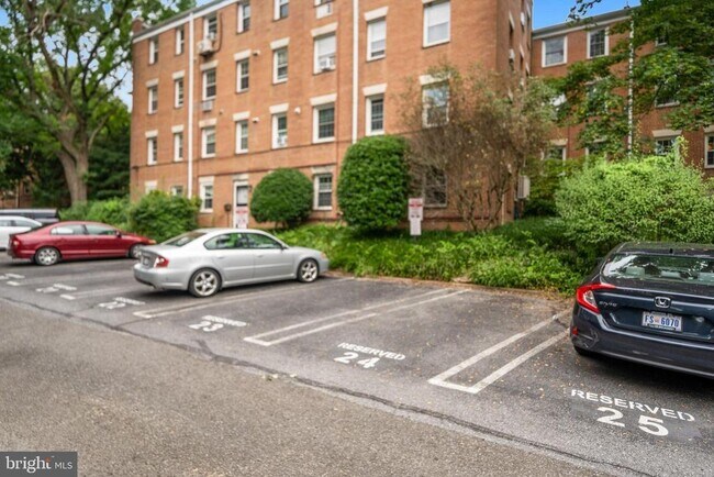 Building Photo - 2714 Ordway St NW