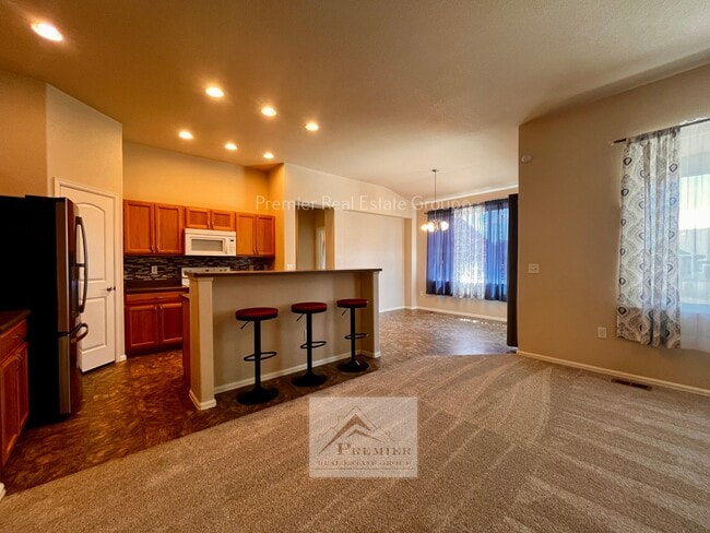 Building Photo - 4959 Justeagen Dr