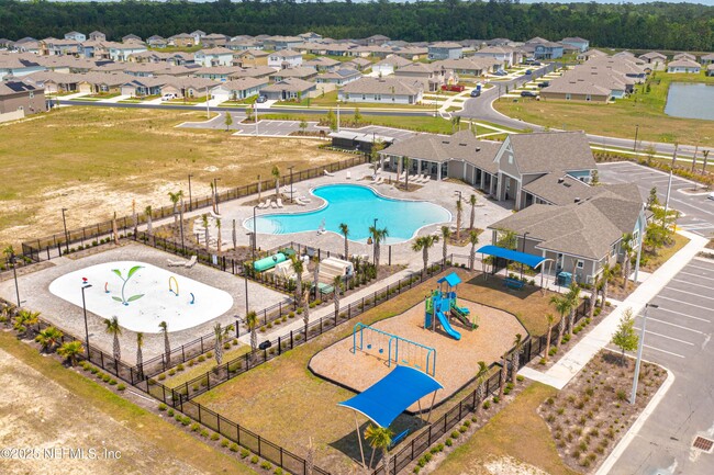 Building Photo - 12553 Russian Olive Rd
