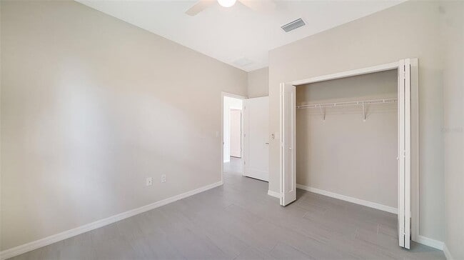 Building Photo - 6227 Tropicaire Blvd