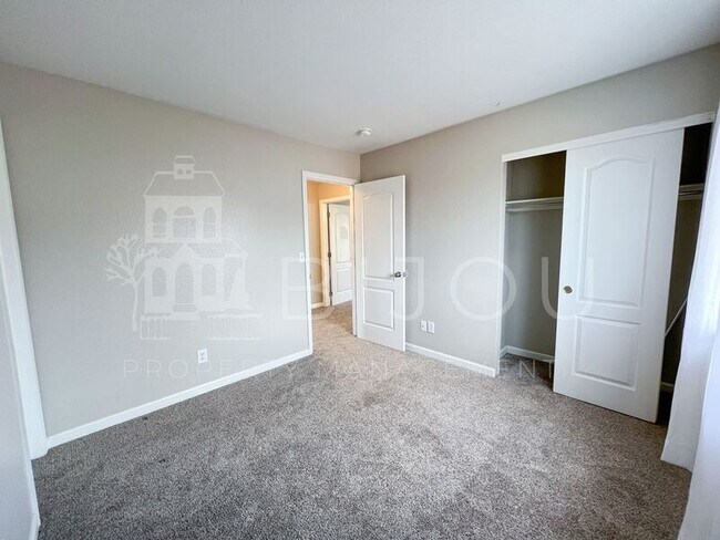 Building Photo - 6931 Maram Way