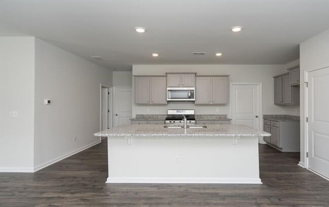 Building Photo - 568 Turpentine Trl