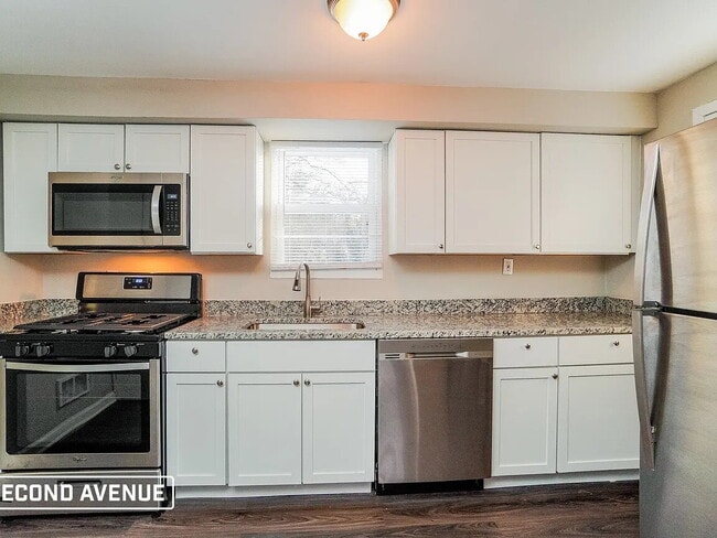 Building Photo - Welcome to this charming 3-bedroom, 1-bath home for rent in Verona