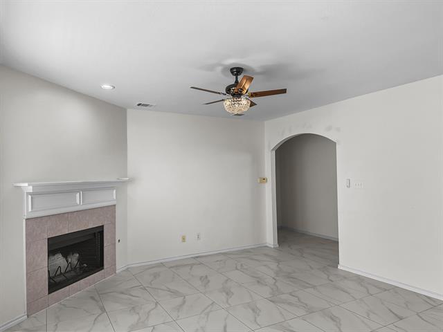 Building Photo - 2509 Heather Glen Dr