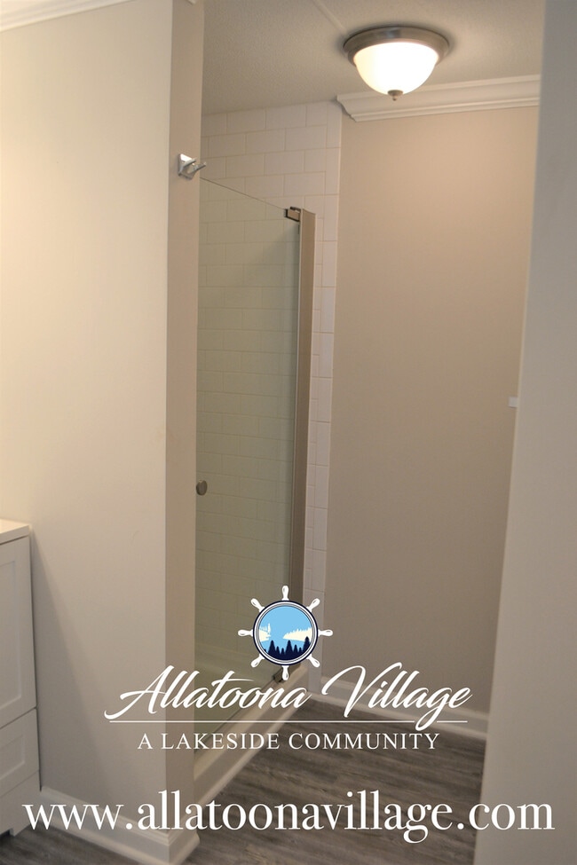 Building Photo - Lake Access and 1 mile to Downtown Acworth! Renovated 3BR/2Bth Pet Friendly