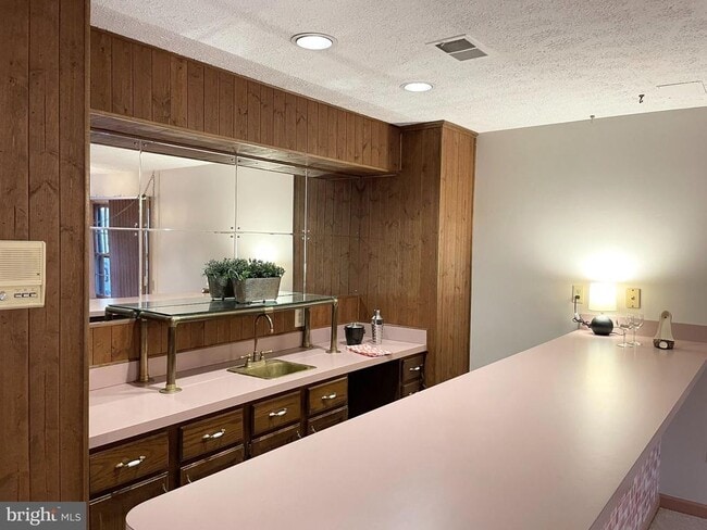 Building Photo - 6319 Chaucer View Cir