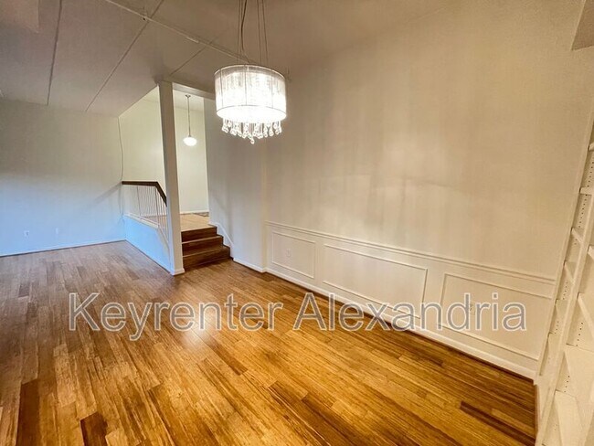 Building Photo - 116 Roberts Ln