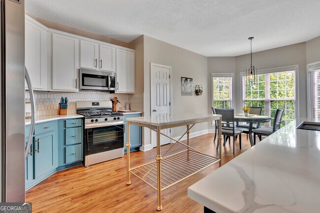 Building Photo - 311 Hambrick Park