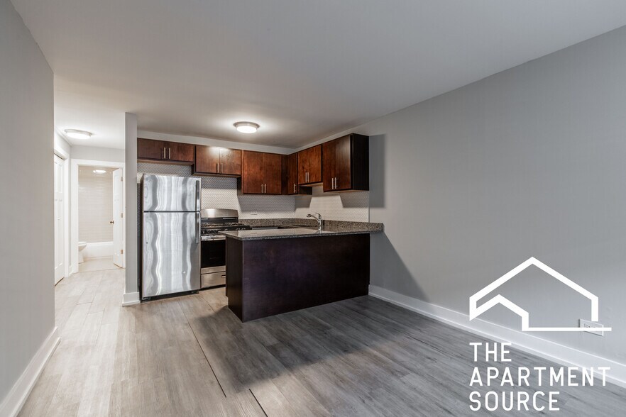 Building Photo - 1437 N Dearborn St