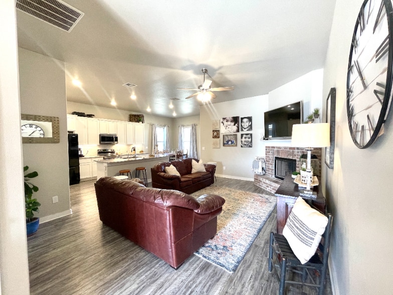 Building Photo - 7418 32nd St