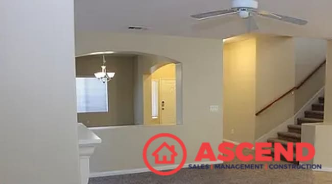 Building Photo - Splendid 5 Bedroom Off Westside Parkway!