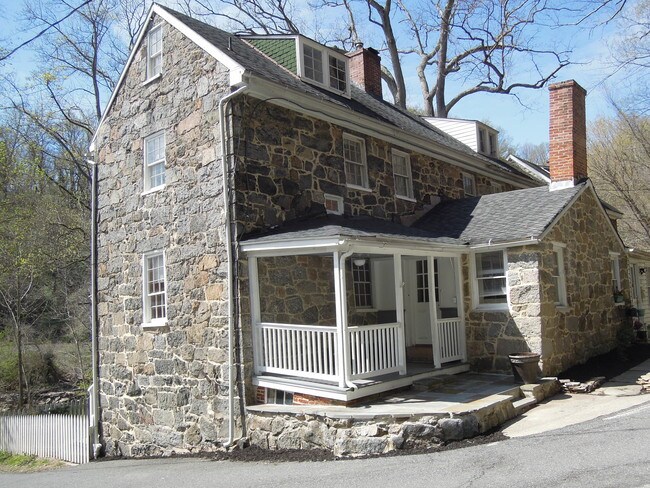 Primary Photo - 1206 Oella Ave