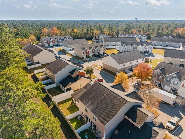 Building Photo - Welcome to Carolina Forest!