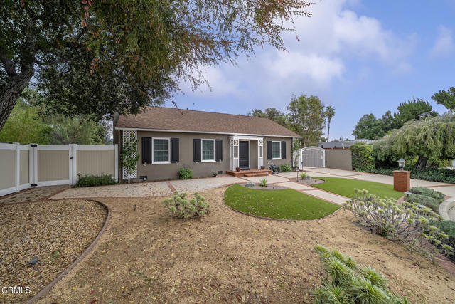 Building Photo - 208 Champion Pl