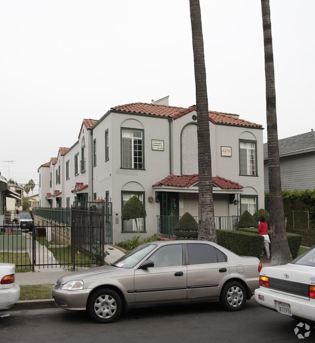 Building Photo - LA78