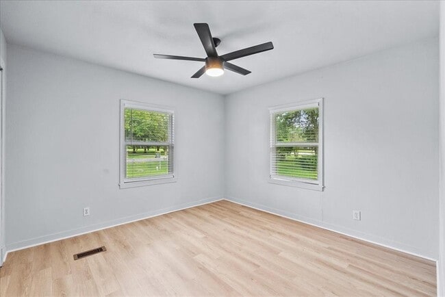 Building Photo - 2940 Piper Rd