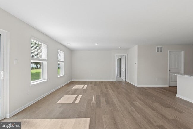 Building Photo - 378 Remington Dr