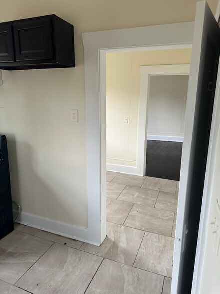 Building Photo - 4300 Court T