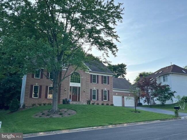Building Photo - 8530 Oak Chase Cir