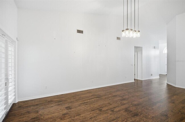 Building Photo - 1 Walton Pl