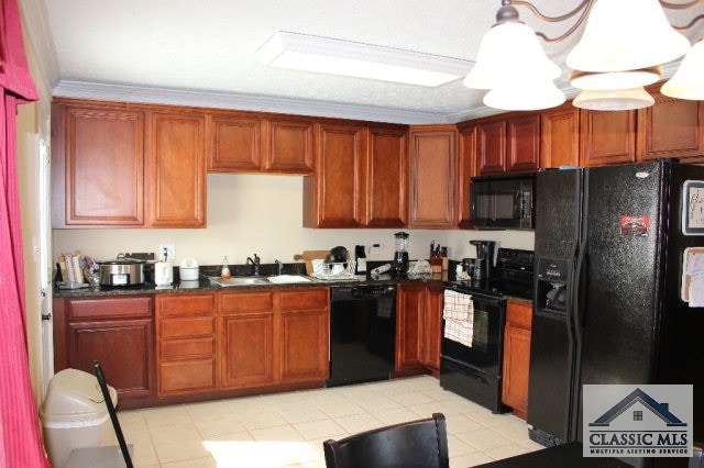 Building Photo - 421 Seagraves Dr