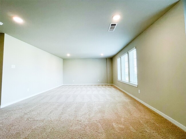 Building Photo - 8623 Oceanmist Cv Dr