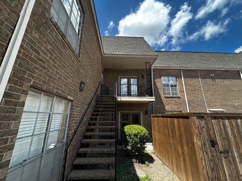 Building Photo - 4434 Harlanwood Dr