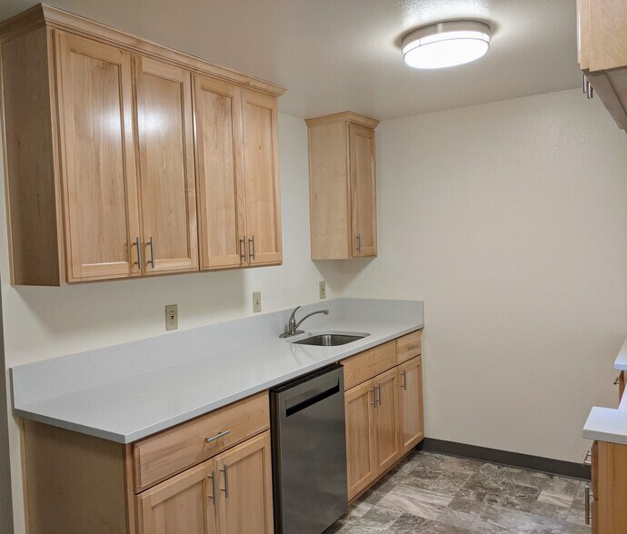 Building Photo - 2229 Hawthorne St