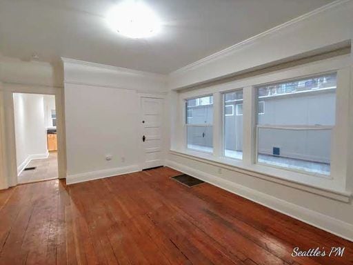 Building Photo - Updated Charming 4 Bedroom-2 Bathroom Home...